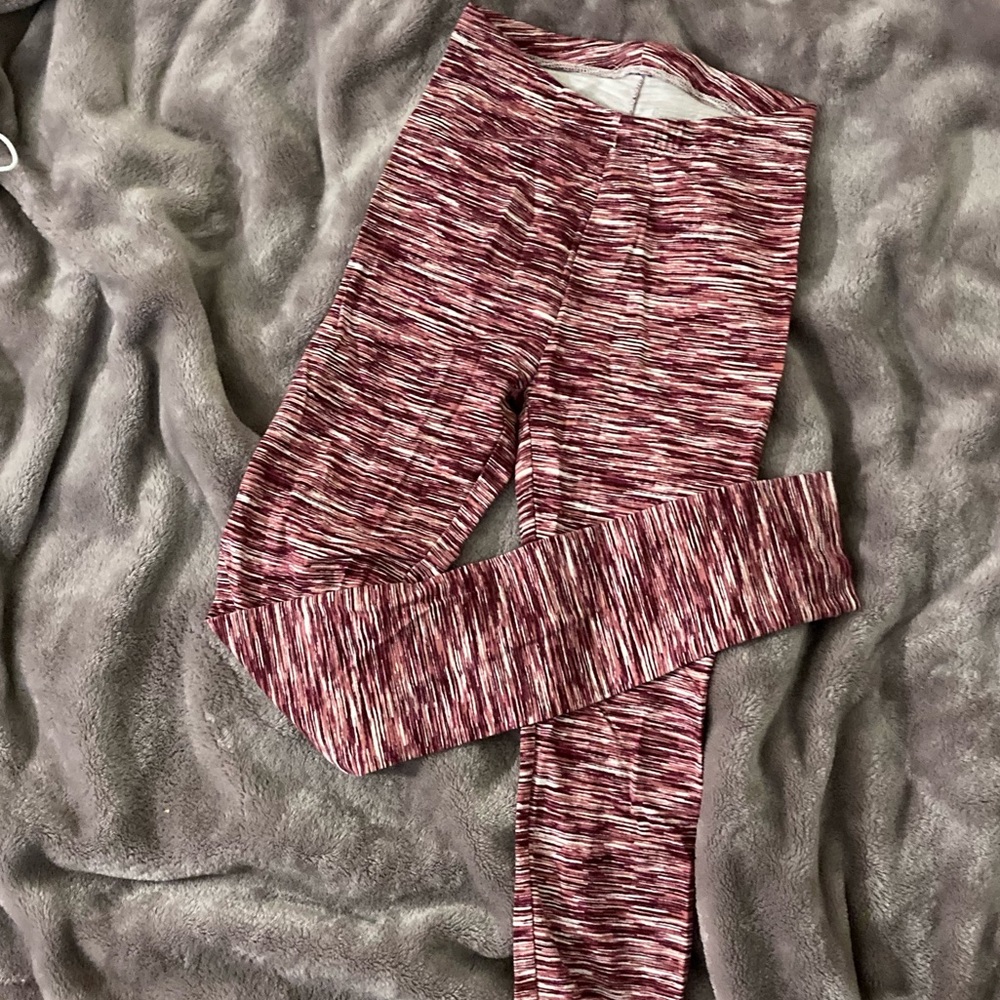 Pink striped leggings!